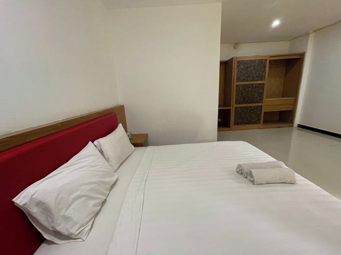Bedroom 28