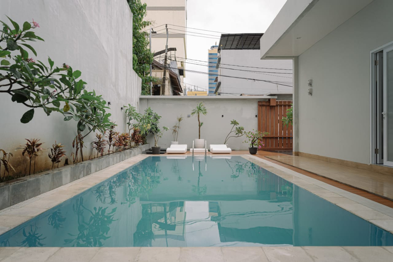 Swimming Pool 1