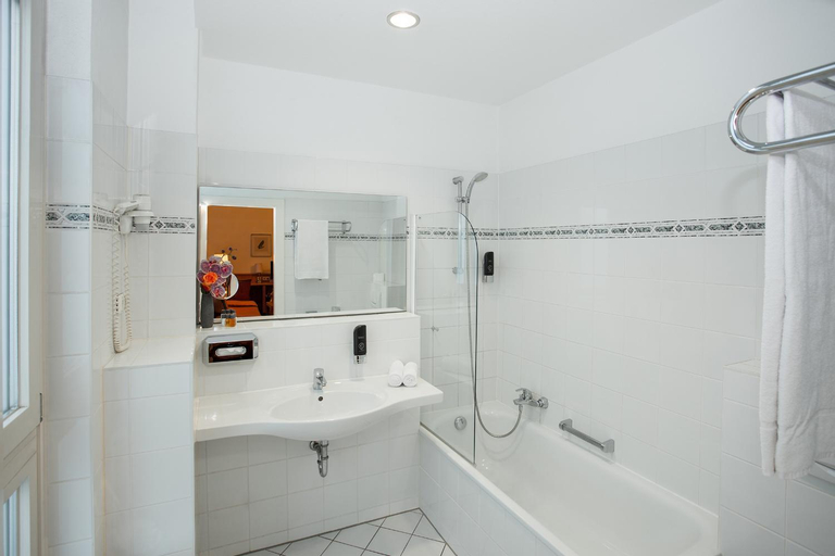 Bathroom 15