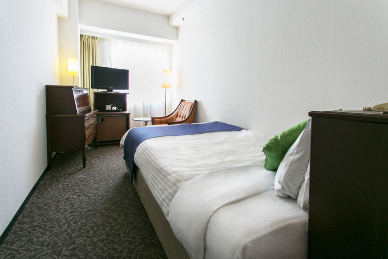 Bedroom 8