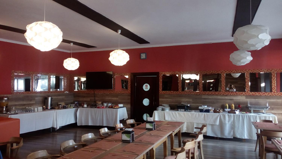 Food & Drinks 5, Garni Hotel Anne-Mary, Pieštany