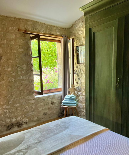 Bedroom 3, A l'ombre du Tilleul, Charente
