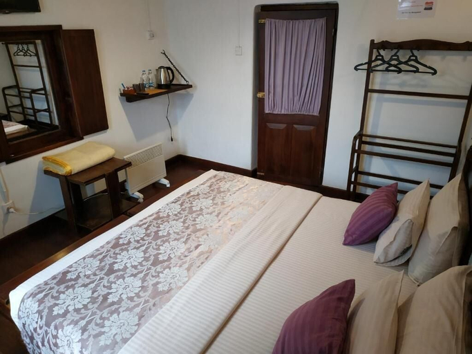 Bedroom 2, The Golf Green City Bungalow, Nuwara Eliya