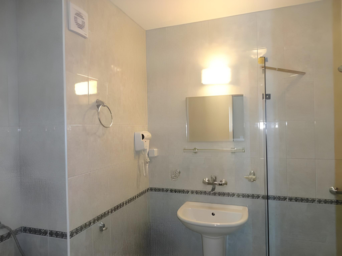 Bathroom 5, Venera Hotel, Nesebar