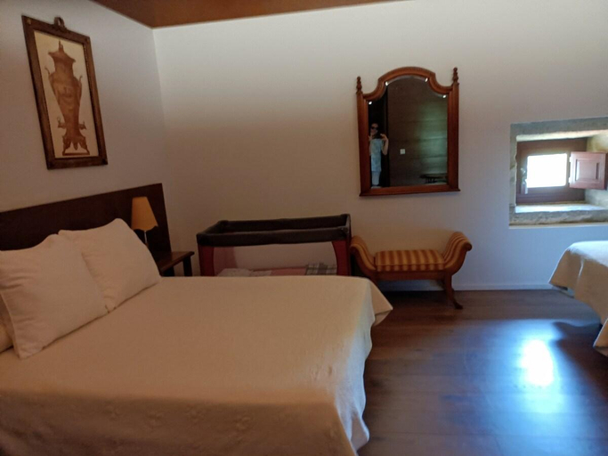 Bedroom 3, Hotel Casa das Capelas.S. XVI, Ourense
