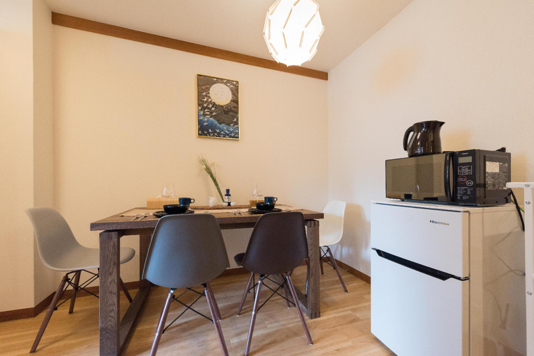 Dining Room 8