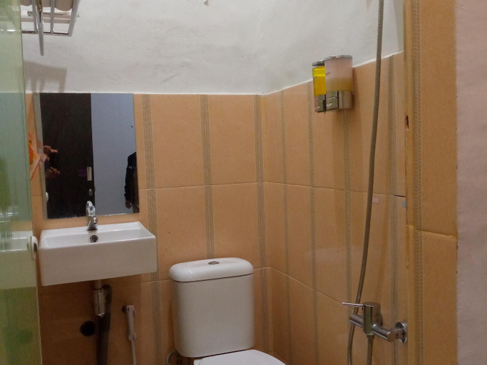 Bathroom 4