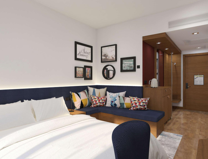 Bedroom 9