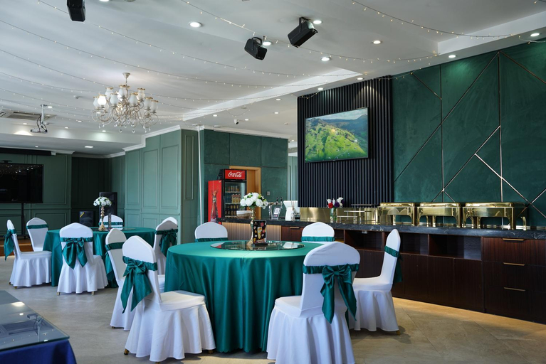Food & Drinks 3, UB Grand Hotel, Ulan Bator
