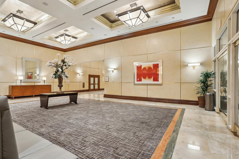 Public Area 4, MGM Signature - Strip view suite, Clark