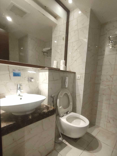 Bathroom 5, Al Dera Hotel, Makkah