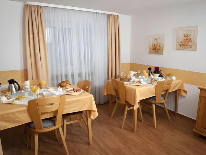 Food & Drinks 4, Haus Hilda Fechtig, Waldshut