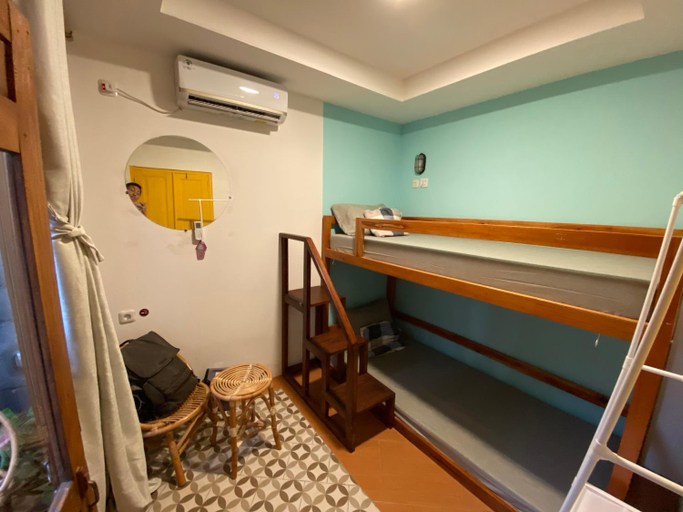 Bedroom 12
