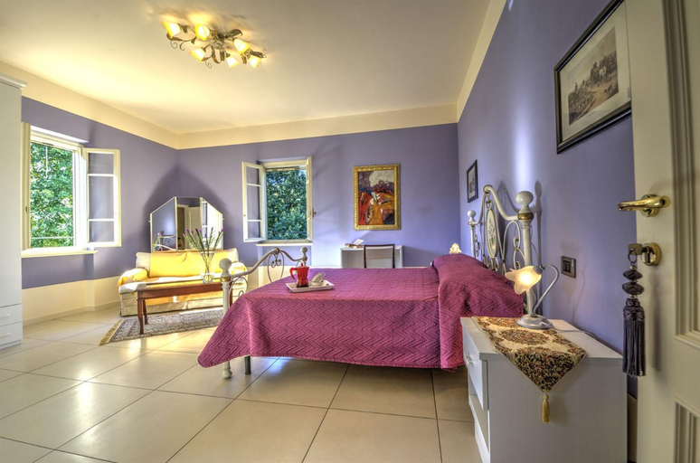 Others 5, Lucca Cycling Holidays Il Tiglio Rooms, Lucca
