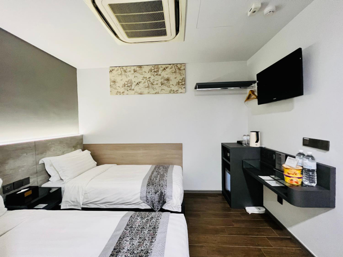 Bedroom 24