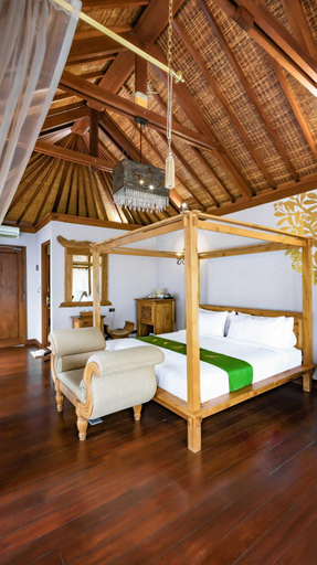 Bedroom 13