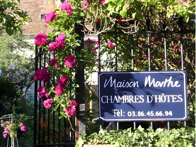Others 4, Maison Marthe B & B, Yonne