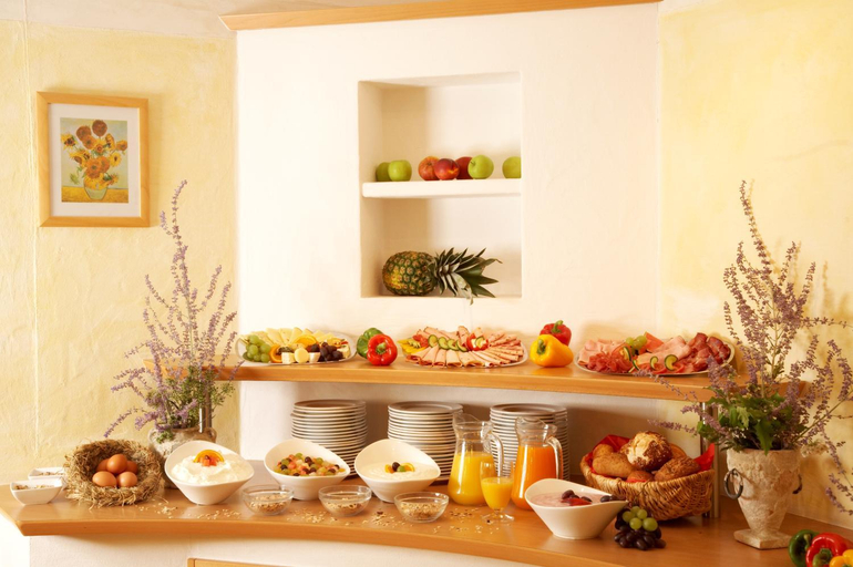 Food & Drinks 5, Apart-Hotel Pension Roßmayer, Passau