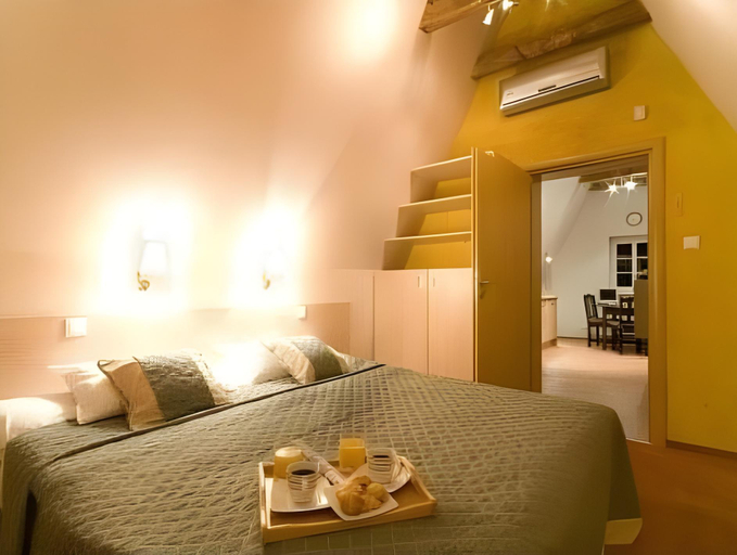 Bedroom 2, Patio Apartments - Old Town, Gdańsk City