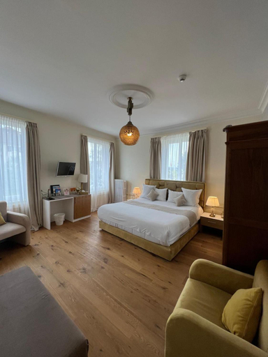 Bedroom 15