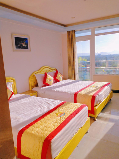 Bedroom 6
