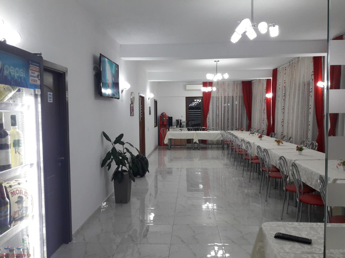 Food & Drinks 2, Pensiunea Esential, Gura Suhasului