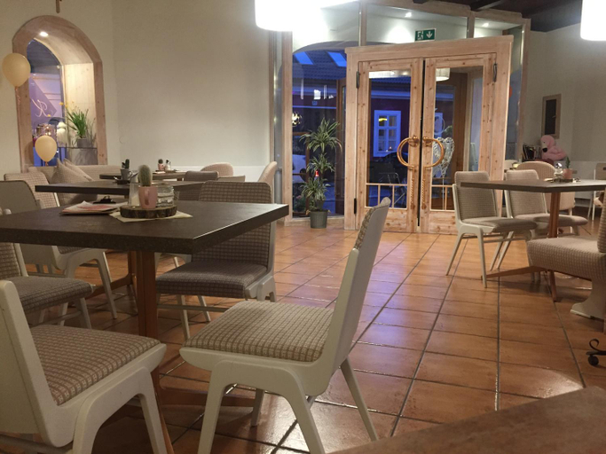 Food & Drinks 3, Hotel zur Post, Mödling