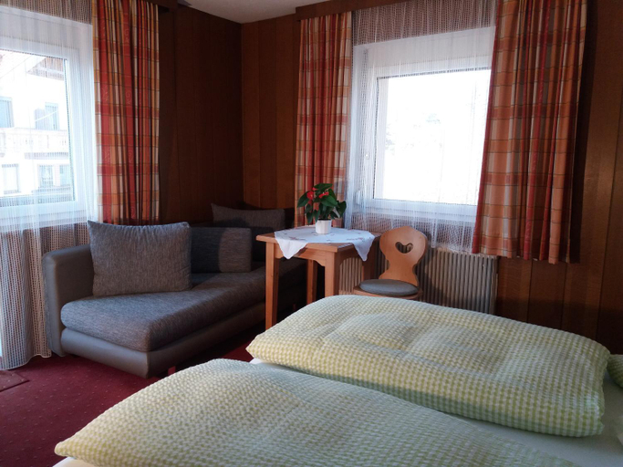 Bedroom 2, Pension Sonnenhof, Imst