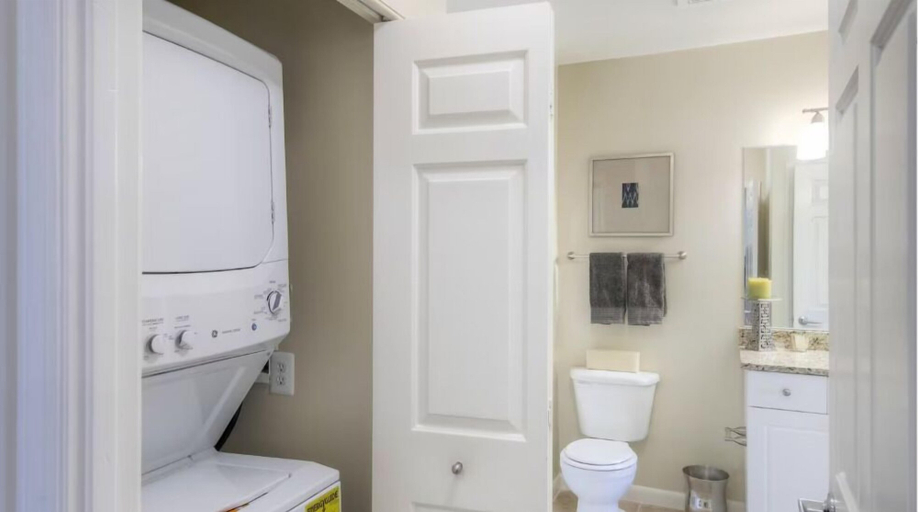 Bathroom 3, National at Clarendon Metro, Arlington