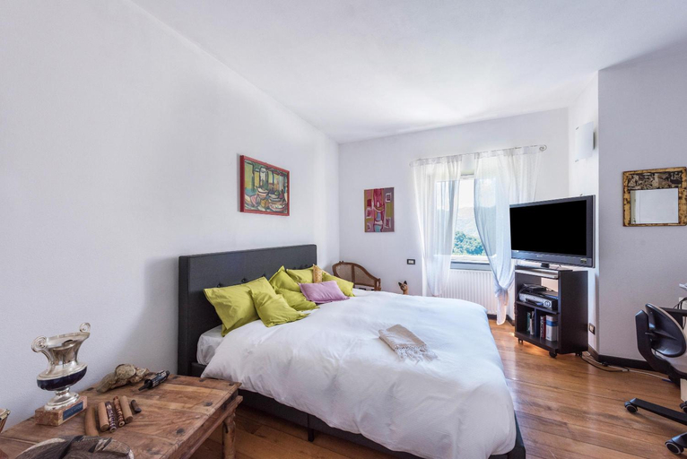 Bedroom 15