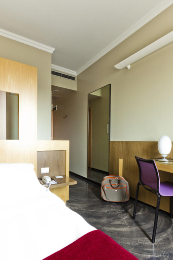 Bedroom 14