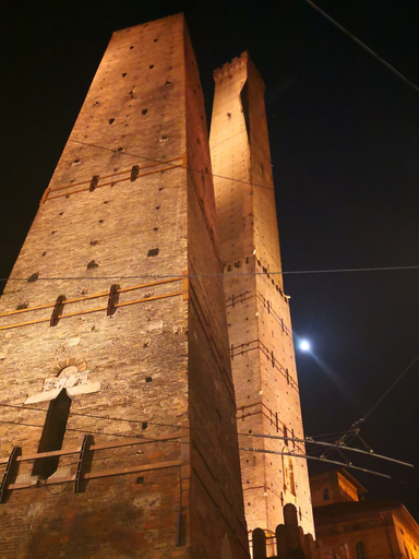 Exterior & Views 2, B&B Center Gallery, Bologna