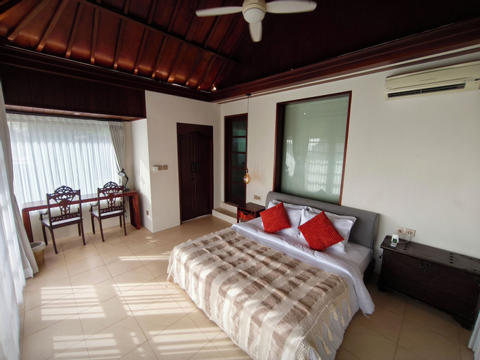 Bedroom 18