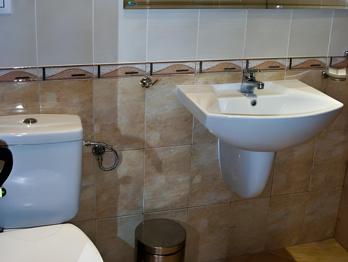Bathroom 4, Hotel Melnik Хотел Мелник, Sandanski