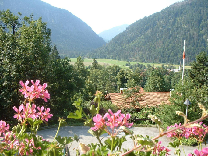 Others 5, Zur Guten Einkehr, Miesbach