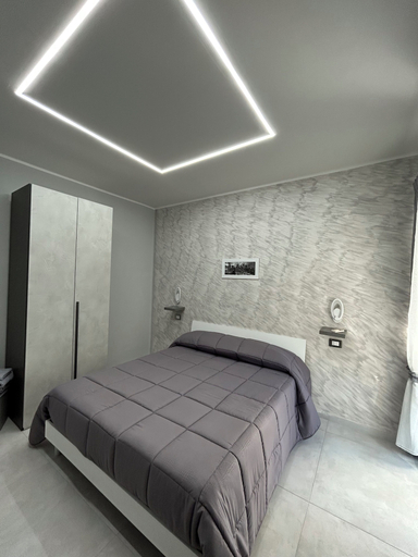 Bedroom 2, SKYCITY 2, Napoli