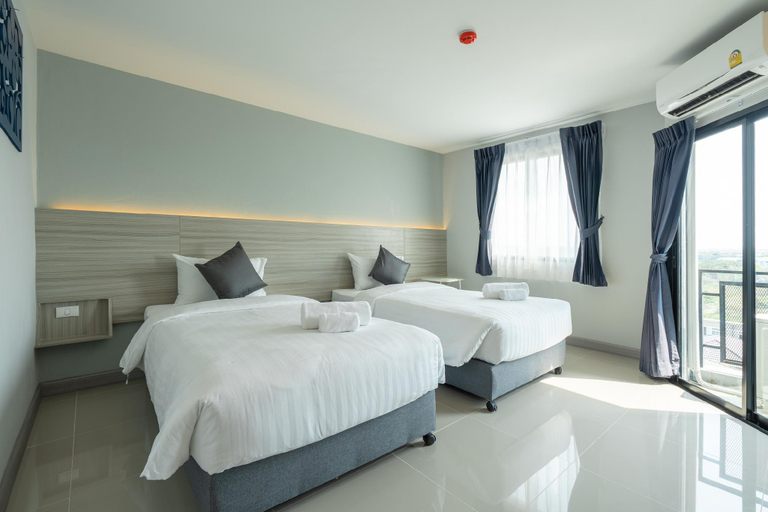 Bedroom 8