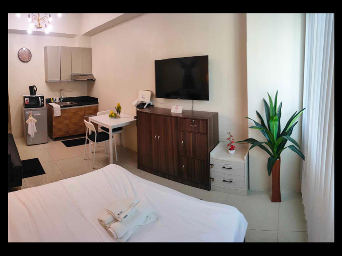 Condo in Makati studio type fast wifi Netflix, Makati City