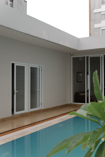 Swimming Pool 5