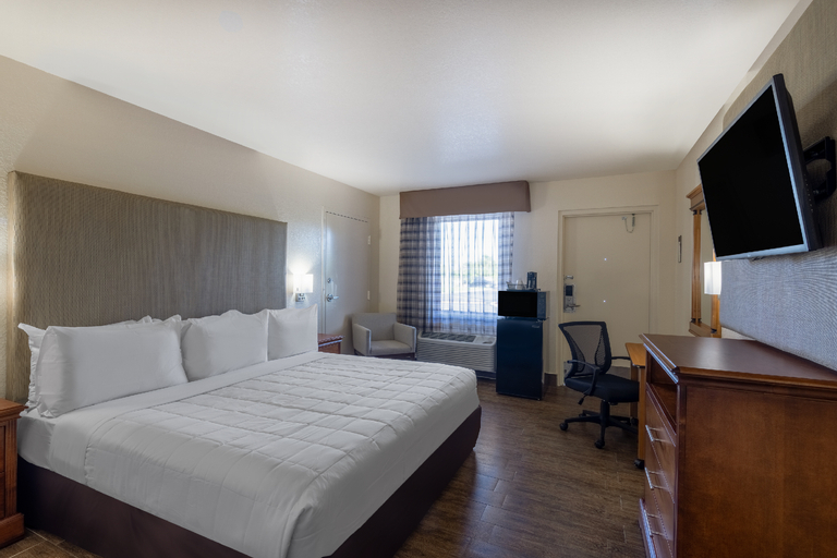 Bedroom 26