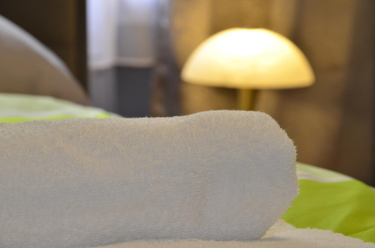 Others 4, Hotel am Schloss, Paderborn