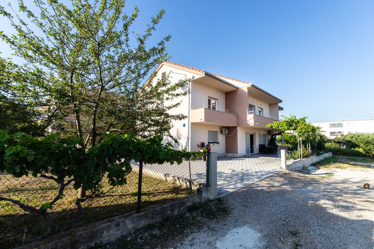 Exterior view 2, Apartments Kreso, Kaštela