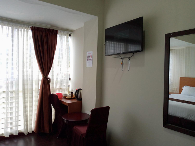 Bedroom 8
