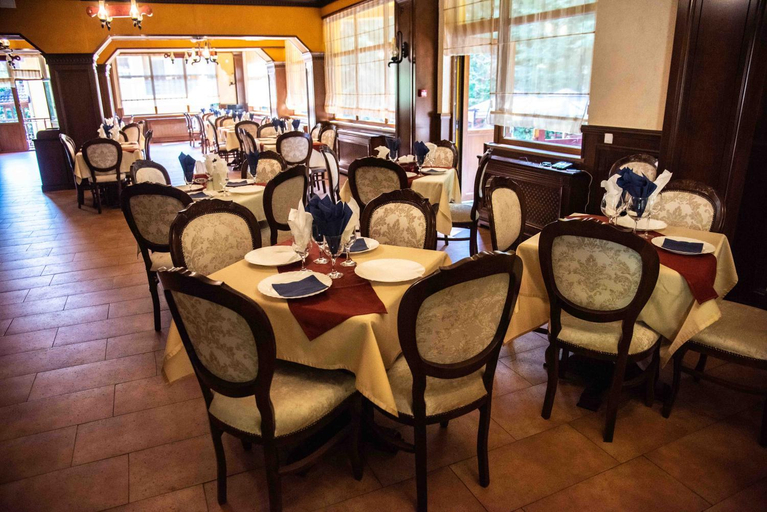 Food & Drinks 5, Hotel Trei Brazi, Livadia