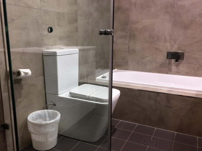 Bathroom 15
