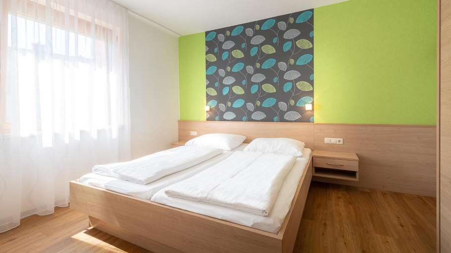 Bedroom 2, Familien-Sporthotel Florianihof, Völkermarkt
