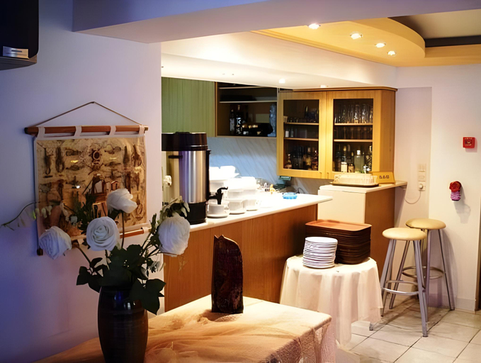 Others 4, Vlachogiannis Hotel, East Macedonia and Thrace