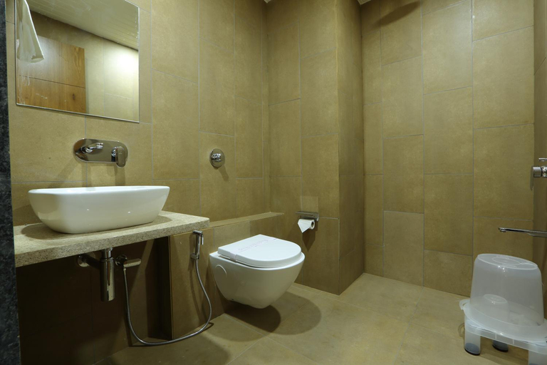 Bathroom 4, HOTEL FLOURISH INTERNATIONAL, Ahmadabad