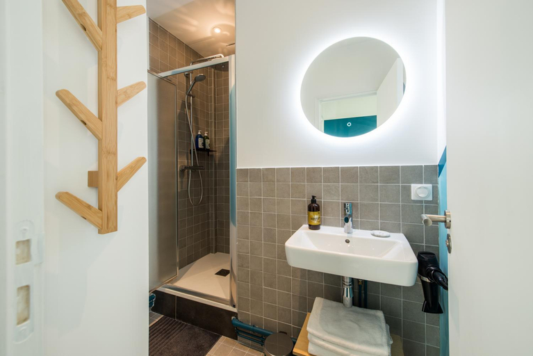 Bathroom 2, MAISON FRANCOIS Paris - Two rooms apartment & - OR Studio - Linkable together, Paris