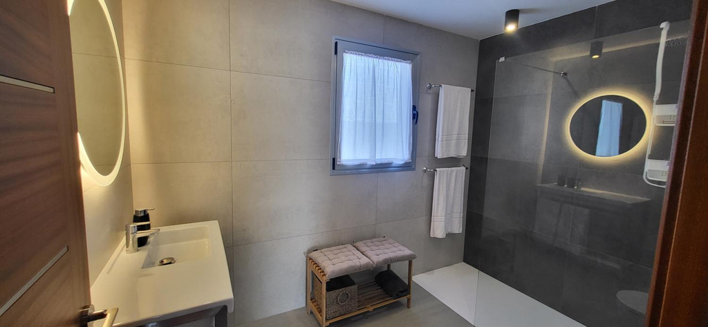 Bathroom 2, Villa Terranova, Las Palmas